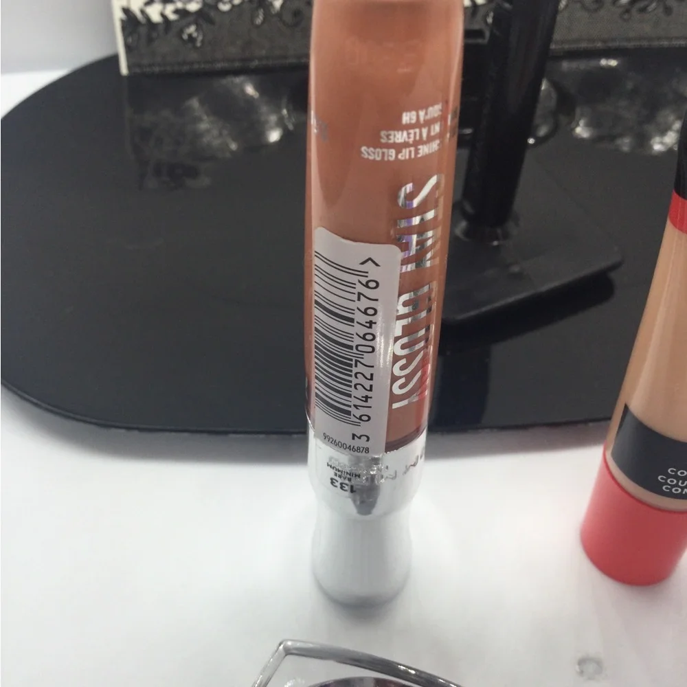 L’Oréal make up bundle assorted brands. New